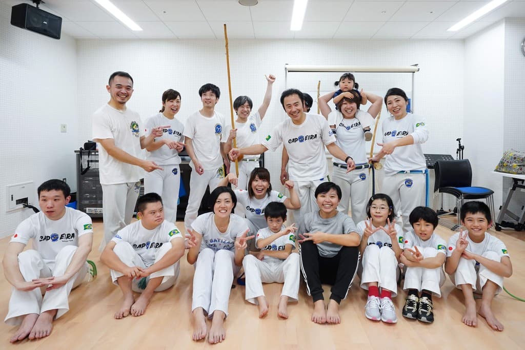 Group photo in Capoeira uniforms